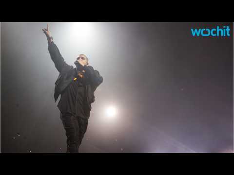 VIDEO : Drake Cancels Remaining Tour Dates Due To Ankle Injury