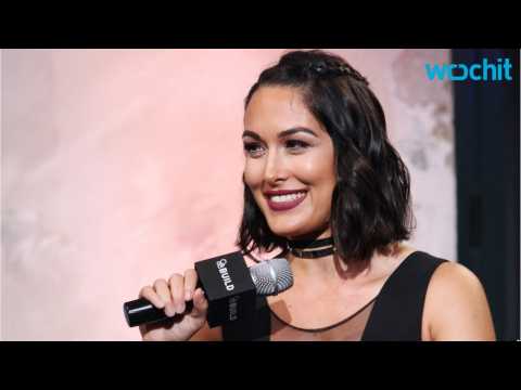 VIDEO : Brie Bella Prepares For Final Wrestling Match