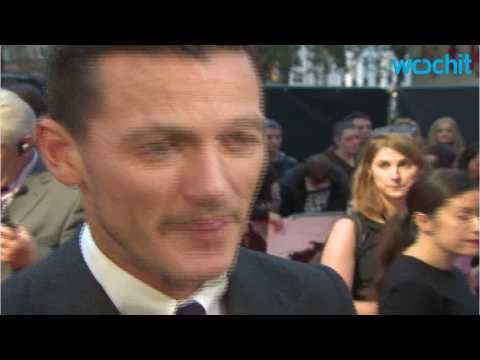 VIDEO : Luke Evans On Keeping 'Girl On The Train' Plot Straight