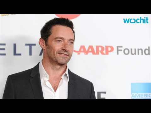 VIDEO : Hugh Jackman Rocks New 'Wolverine' Look