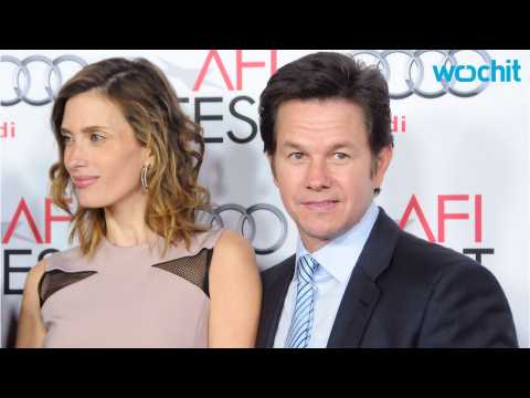 VIDEO : Mark Wahlberg And Wife Vacay In Barbados