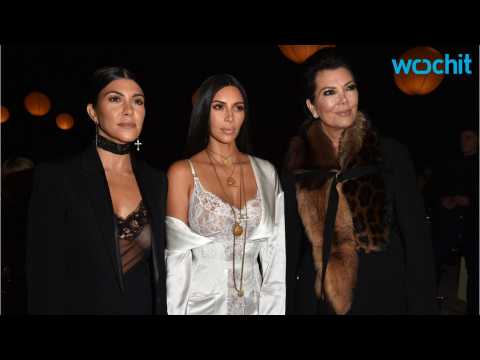 VIDEO : Kourtney Kardashian Talks Sister's Recovery