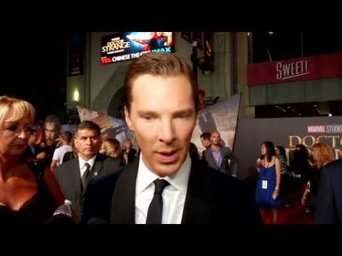 VIDEO : Benedict Cumberbatch attends 'Doctor Strange' world premiere