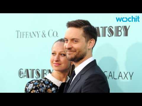 VIDEO : Tobey Maguire and Wife Jennifer Meyer to Divorce
