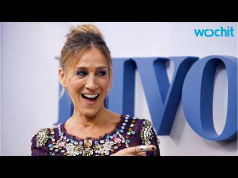 VIDEO : Sarah Jessica Parker Jokes About Being Fired From Jobs