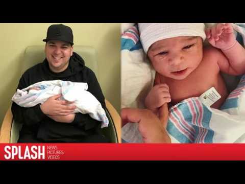 VIDEO : Rob Kardashian is a Doting Dad in Kris Jenner's Picture
