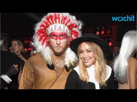 VIDEO : Hilary Duff and Jason Walsh Failed Halloween