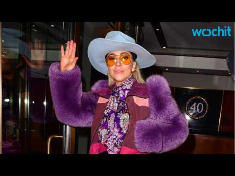 VIDEO : Lady Gaga Hits #1 For the 4th Time With Joanne