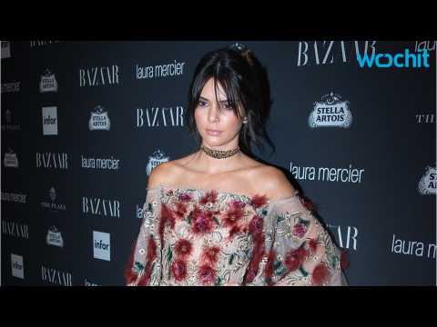 VIDEO : What Is Kendall Jenner's Scary Health Condition?