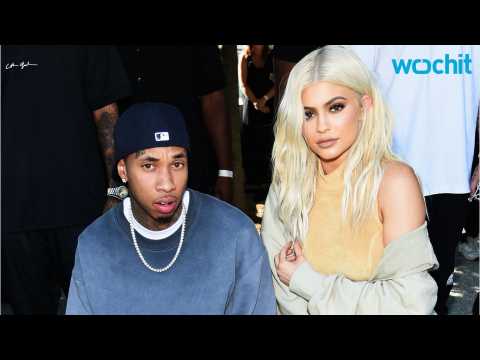 VIDEO : Kylie Jenner and Hilary Duff Take Their Boyfriends to See Kanye West