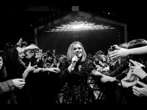 VIDEO : Adele confiesa que sufri depresin postparto