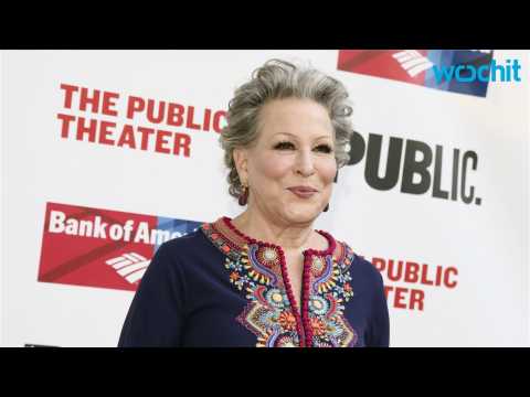 VIDEO : Bette Midler Wants To Make Hocus Pocus 2