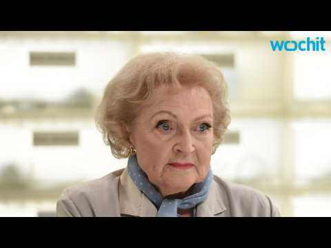 VIDEO : Betty White Returning to TV Show 'Bones'