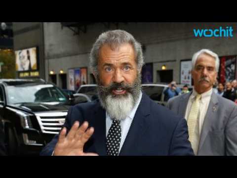 VIDEO : Mel Gibson Advises Younger Self On 'Late Show'