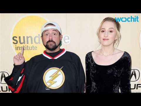 VIDEO : Kevin Smith Cast Daughter In 'Supergirl'