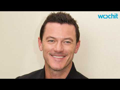 VIDEO : Luke Evans Joins the Cast of '10x10'