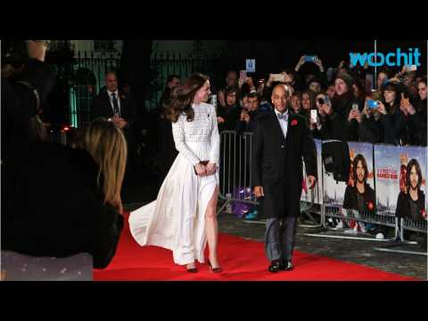 VIDEO : Kate Middleton Is A Vision In White At London Film Premiere