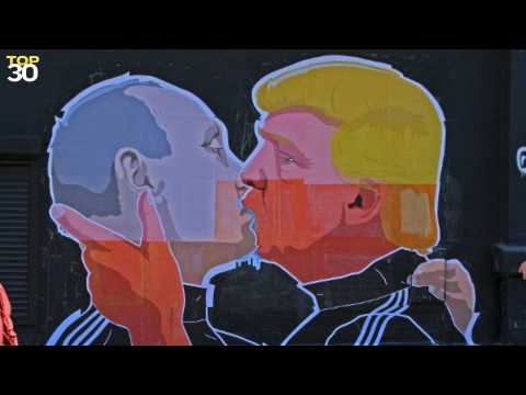 VIDEO : Vladimir Putin Signs Order Making Steven Seagal a Russian Citizen