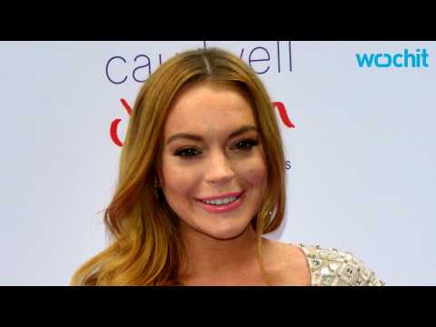 VIDEO : Lindsay Lohan Wants to Make T-shirts About Her New Accent