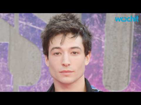 VIDEO : Ezra Miller Reveals How He Filmed the Scenes Where the Flash Runs Faster Than the Speed of L