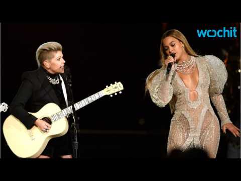 VIDEO : Beyonce's CMA Takeover
