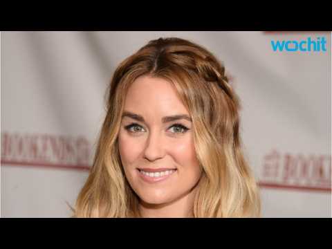 VIDEO : Lauren Conrad Invites You In For The Holidays