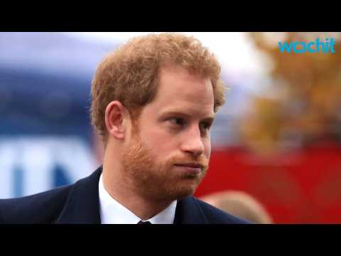 VIDEO : When Will Prince Harry and Meghan Markle Make Their First Public Appearance?