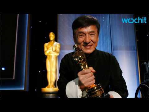 VIDEO : Jackie Chan Wins An Oscar