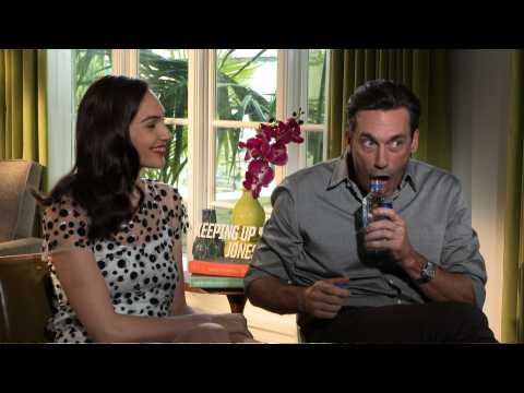 VIDEO : Exclusive Interview: Gal Gadot and Jon Hamm explain how a great cast can make acting harder