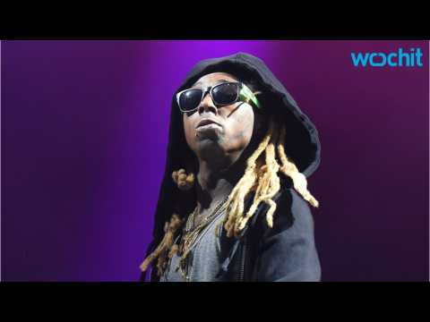 VIDEO : Lil Wayne Still Believes Racism Is Non-Existent