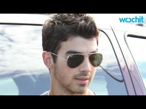 VIDEO : Joe Jonas Reveals Who Took His Virginity