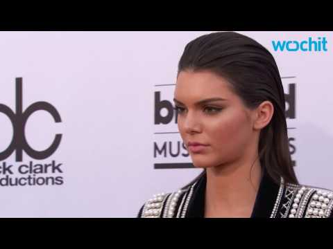 VIDEO : Kendall Jenner Confronts Her Stalker On The Stand