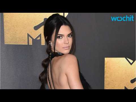 VIDEO : Kendall Jenner Talks 'Terrifying' Stalking Testimony