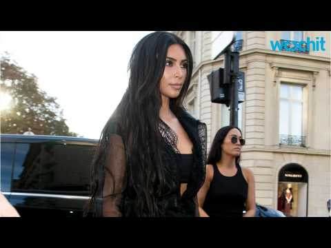 VIDEO : Kim Kardashian Slowly Transitions Back To Normal Life