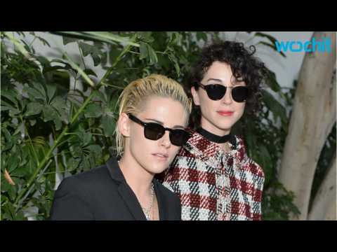 VIDEO : Kristen Stewart and St. Vincent Are Hollywood's Hot New Couple