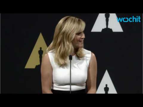 VIDEO : Reese Witherspoon's Children Only Communicate Via Snapchat
