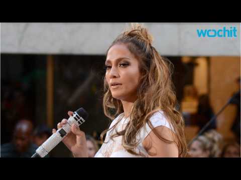 VIDEO : Jennifer Lopez Is Taking On The Theatre!