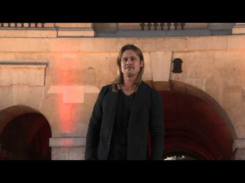 VIDEO : Brad Pitt : retrouvailles avec ses enfants
