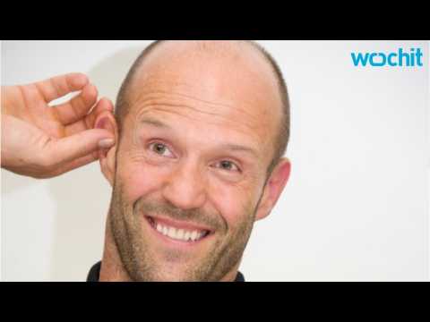VIDEO : Jason Statham is going to fight a Giant Killer Shark
