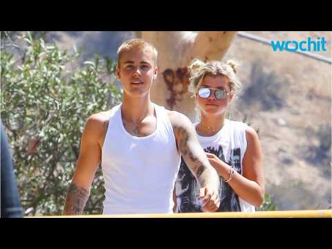 VIDEO : Justin Bieber and Sofia Richie Are Done But Still Talk