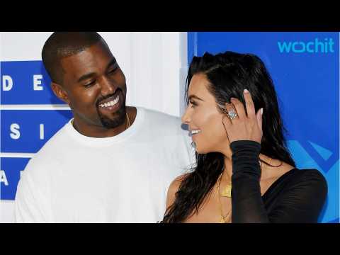 VIDEO : Kanye West Joins Kim Kardashian As She Steps Out Publicly