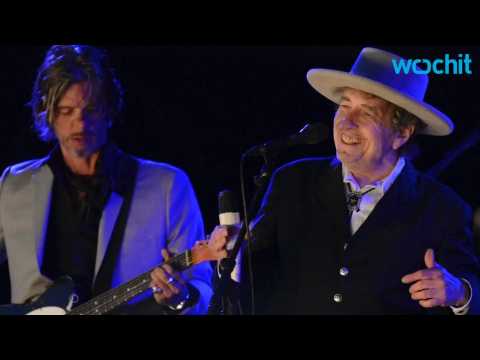 VIDEO : Has Nobel Prize Winner Bob Dylan Gone A.W.O.L.