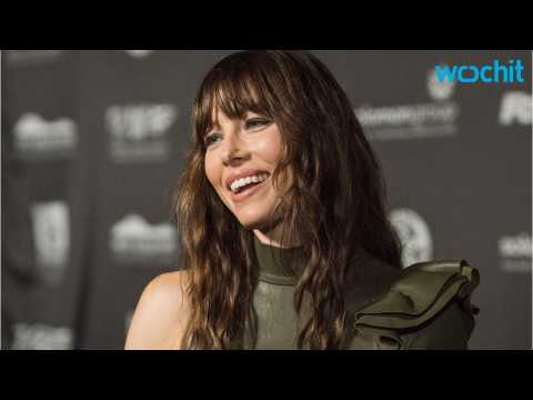 VIDEO : Jessica Biel Was 8 Months Pregnant While Filming