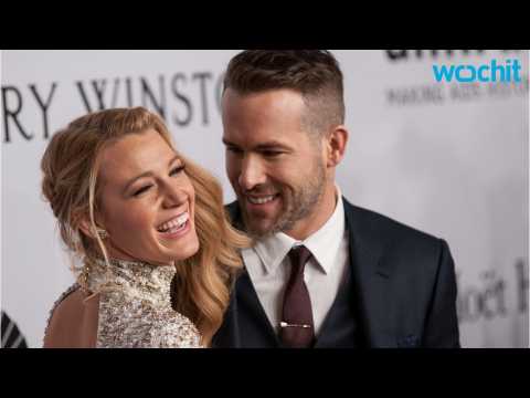 VIDEO : Blake Lively And Ryan Reynolds Are In Love With Who?