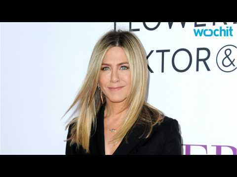 VIDEO : Jennifer Aniston On Her 'For The Record' Blog