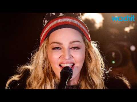 VIDEO : Madonna Rocks NYC Park For Hillary Clinton