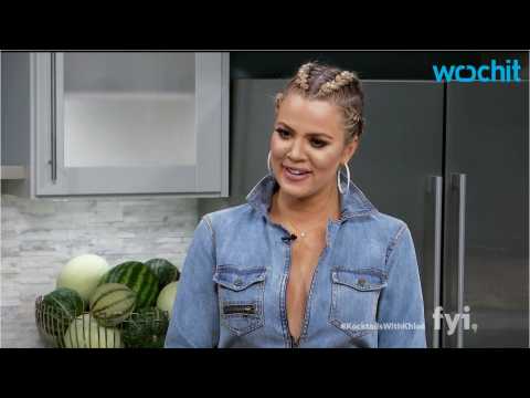 VIDEO : Khloe Kardashian Says She's Never Been With A White Guy