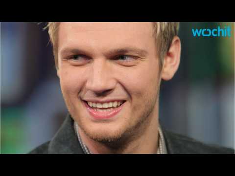 VIDEO : Nick Carter avoids jail for bar brawl