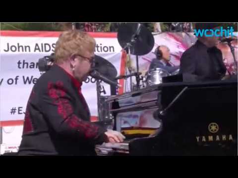 VIDEO : Sexual harassment lawsuit from Elton John's ex-security guard