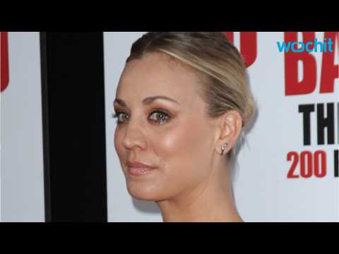 VIDEO : Are Kaley Cuoco and Karl Cook A Thing?